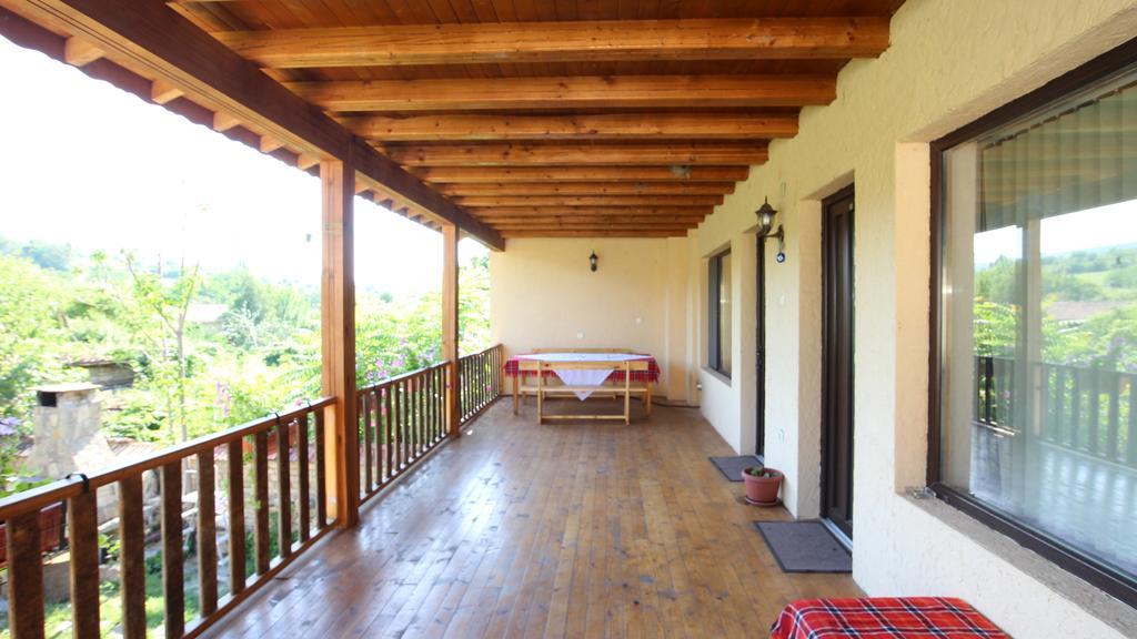 Slanchevata Kashta Hotel Krushuna Bagian luar foto