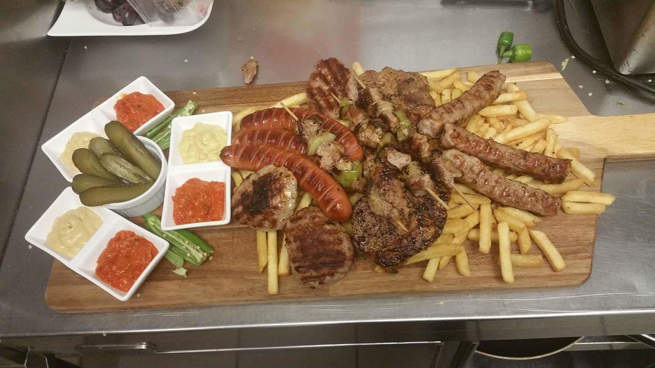 Slanchevata Kashta Hotel Krushuna Bagian luar foto